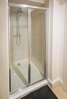 Guest home 10 Bed bunkhouse - Merthyr Tydfil - 7