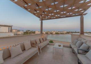 Fab 4BR Villa in Cyan El Gouna Private Garden, Heated Pool and Private Lagoon Access - Hurghada - 6