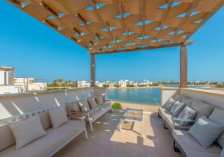 Fab 4BR Villa in Cyan El Gouna Private Garden, Heated Pool and Private Lagoon Access - Hurghada - 2