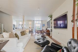 Impeccably Curated 2BD Home South East London - Londra - 6