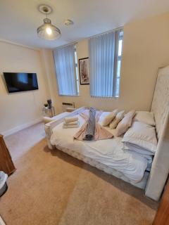 Modern 2BR Flat in Bradford City Centre! - 8