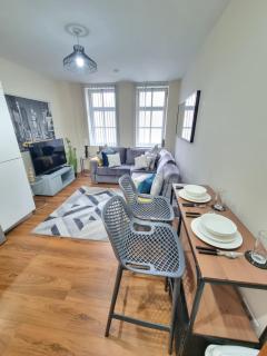 Modern 2BR Flat in Bradford City Centre! - 2
