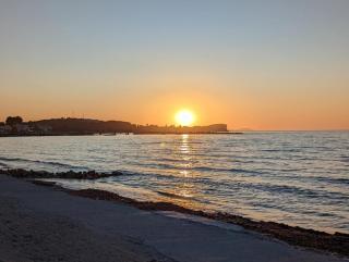 Dolphin Apt & Studios -Next to the Beach - Roda - 6