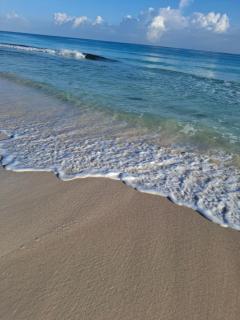 Beachside calm, Footsteps to the sand and sea - Silver Sands - 8