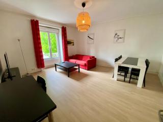 Spacieux Appartement Privé T2 rénové - 6