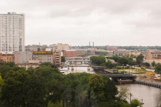 Flexhome Westown 1BR RS2 near Fiserv and Theater District - Milwaukee - 7