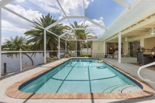 Wunderschönes Ferienhaus in Caloosahatchee mit Terrasse und Garten - Cape Coral - 1