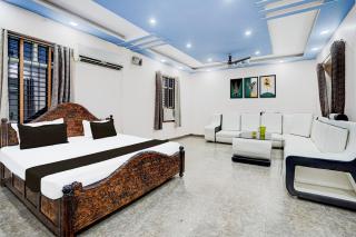 SPOT ON Adhunik Publishing and Guest house - Prayagraj - 1