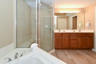 Silver Beach Towers W1406 - 2