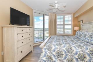 Silver Beach Towers W1406 - 2
