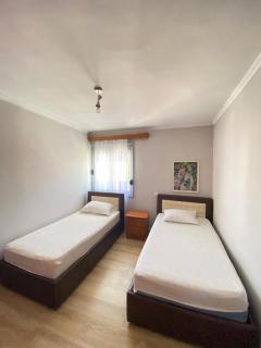 Himara Downtown Apartment - Himare - 4