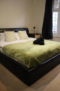 Spacious 2-Bed 2-Bath in Birmingham City Centre - 0