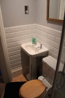 Spacious 2-Bed 2-Bath in Birmingham City Centre - 8