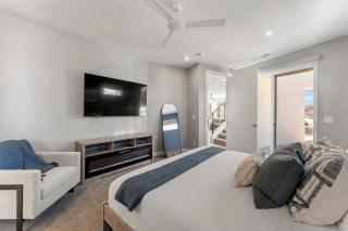 Olympic Escapes Silver townhouse - 4