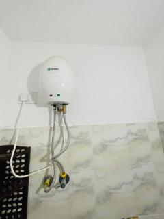 Luxurious 2 Bedroom Flat near Airport - Haiderabad - 4