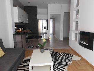 Super Location Modern and New, Central Athens - Atene - 7
