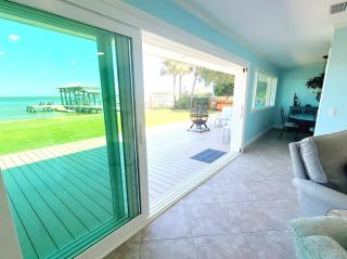 Hidden Gem with New Patio and Private Dock - Destin - 0