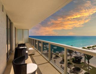 Amazing View Beachfront Resort Luxury Amenities - 0