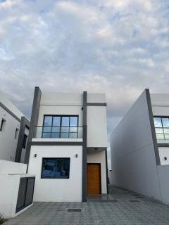 Lux 4 with Assistance room with Pool and Sea View - Fujaira - 3