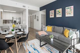 Carolina Blue - Stunning Views, Free Parking and WiFi - Charlotte - 0