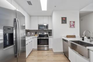 Queen City Retreat - Parking, Views, Near Stadium - Charlotte - 8
