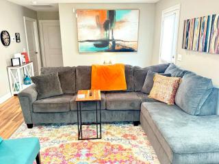 Modern Boho 2BR 2BA Home on Quiet Street - 9