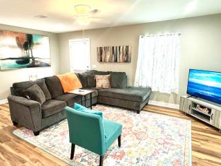Modern Boho 2BR 2BA Home on Quiet Street - 0