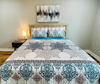 Modern Boho 2BR 2BA Home on Quiet Street - 5