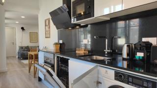 Chiado Modern Attic Duplex 2-Bedroom Apartment - Lisboa - 5