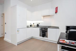 1 Bedroom Apartment, St Albans City Station, family rooms, contractors, business stays - Saint Albans - 9