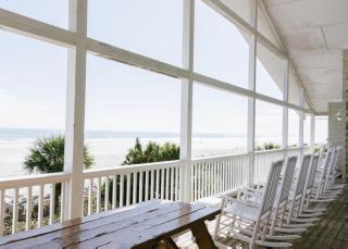 Beachfront home with expansive deck and direct beach access - Fripp Island - 8