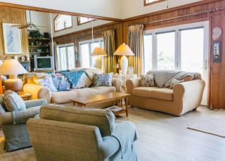 Beachfront home with expansive deck and direct beach access - Fripp Island - 1