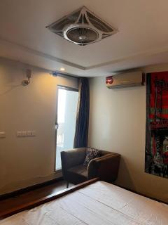 Luxury Two Bed Furnished Apartment Gulberg Greens Islamabad - 8