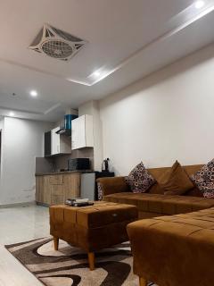 Luxury Two Bed Furnished Apartment Gulberg Greens Islamabad - Islamabad - 2