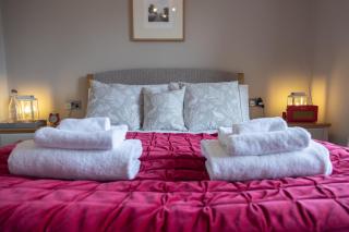 Idyllic Countryside Retreat on a 14-Acre Estate Near Hay-on-Wye - Dorstone - 2