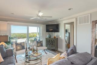 Southern Grace - Serene Oceanfront 1 Bedroom - 9