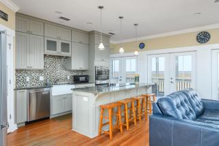 Buried Treasure - Great Marsh Views on Harbor! - 3