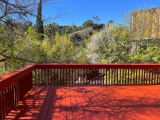 Hollywood Hills Spacious Retreat - Los Angeles - 0