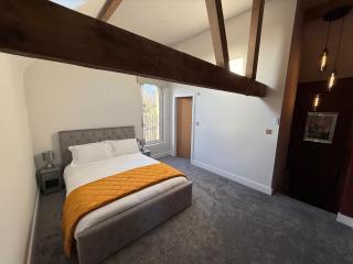 Cedar Barn - Nantwich, with Hot Tub - - 1