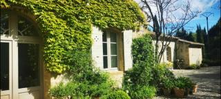 Holiday Home in Lourmarin Stunning View of the Château - Lourmarin - 5