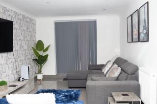 The Grey Mansion - 3