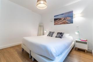 Superbe Appartement avec Terrasse en Centre Ville - Bordeaux - 6