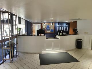 University Inn - Logan - 2