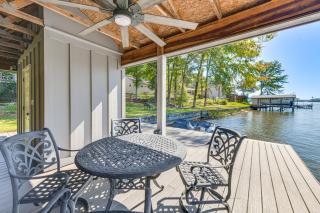 Waterfront Lake Martin Home with Private Dock! - Jacksons Gap - 0