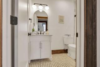 The Retro Getaway - 2