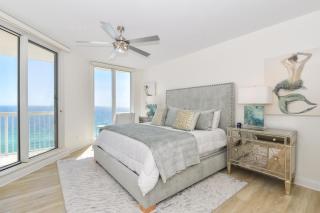 Silver Beach Towers E1601 - 3