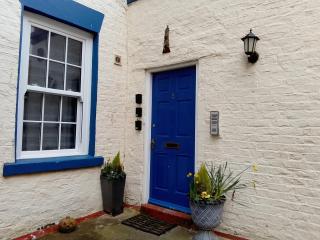5 Prospect Place Top Floor - Lighthouse View - Scarborough - 5