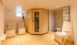 Kleine Brise mit Meerblick und Schwimmbad - 3