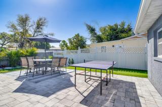 10 Mi to Dtwn St Petersburg Mod Central Getaway - 9