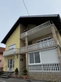 LuxRooms - Hotel type with private jacuzzi - Bjelovar - 8